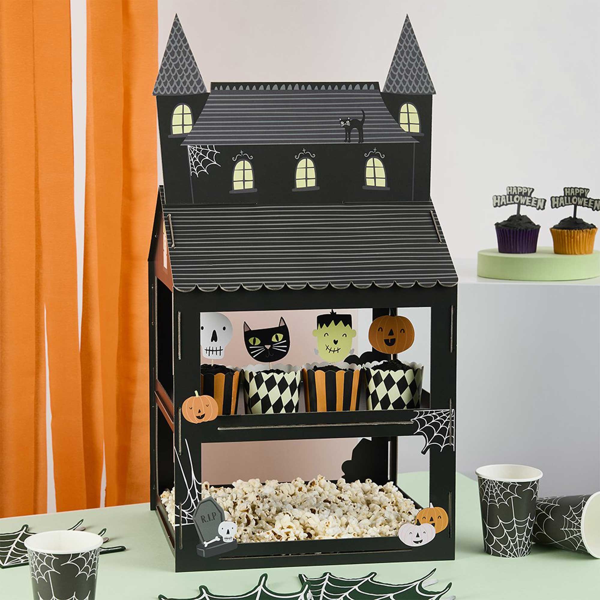 Retro Halloween Treat Stand