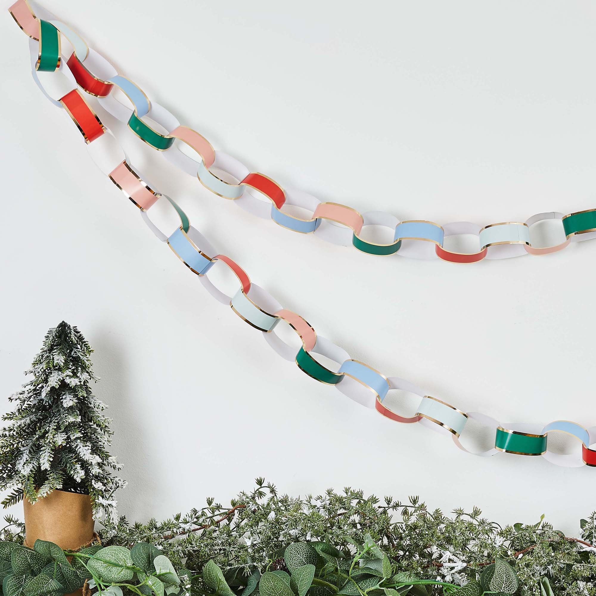 Merry Christmas Pastel & Gold Paper Chains